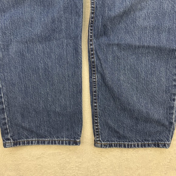 Carhartt Men's Relaxed Fit Blue Denim Jeans 42x30 Built to Serve Workwear - Picture 2 of 10